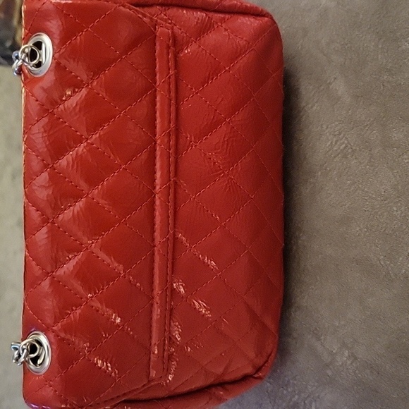 Kenneth COLE REACTION 1990s Red Quilted Holiday Chain Crossbody Envelope Purse - Picture 7 of 14